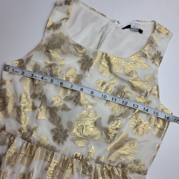 Metallic gold dress - Picture 7 of 11